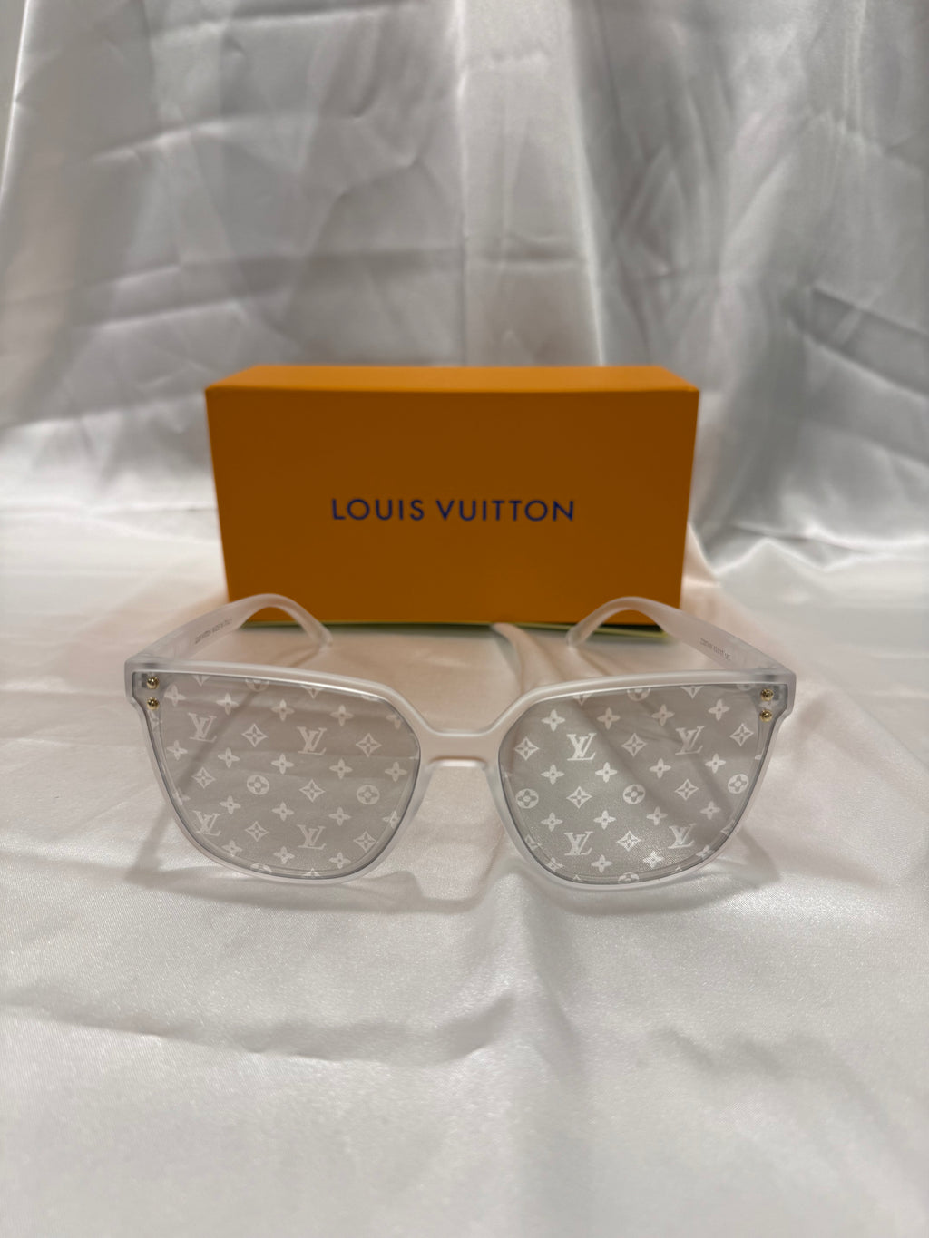 Clear LV glasses