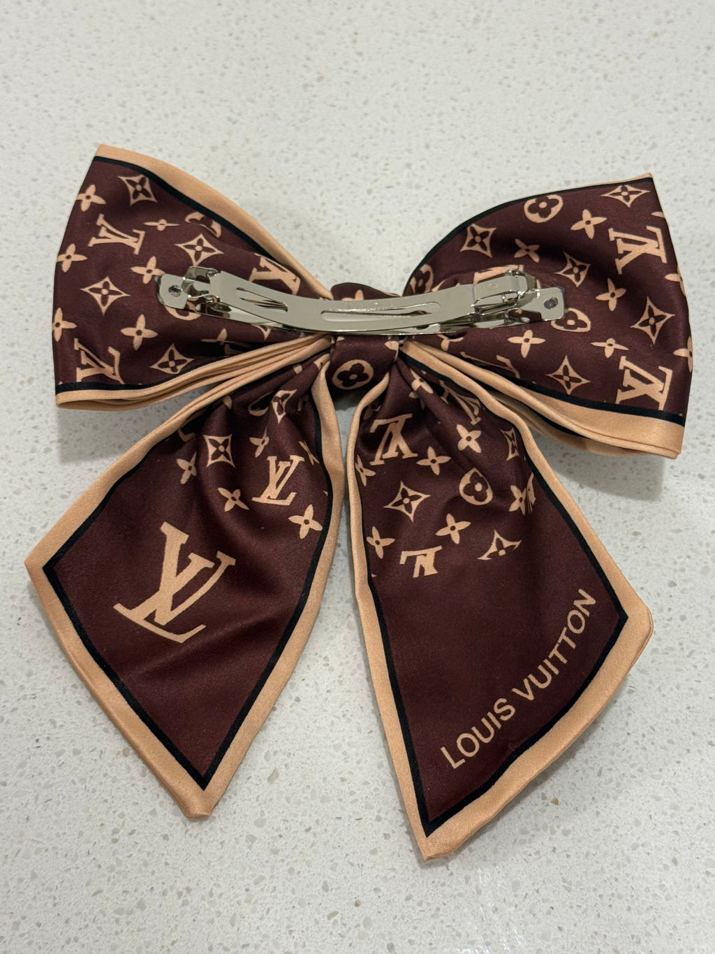Large hair clips