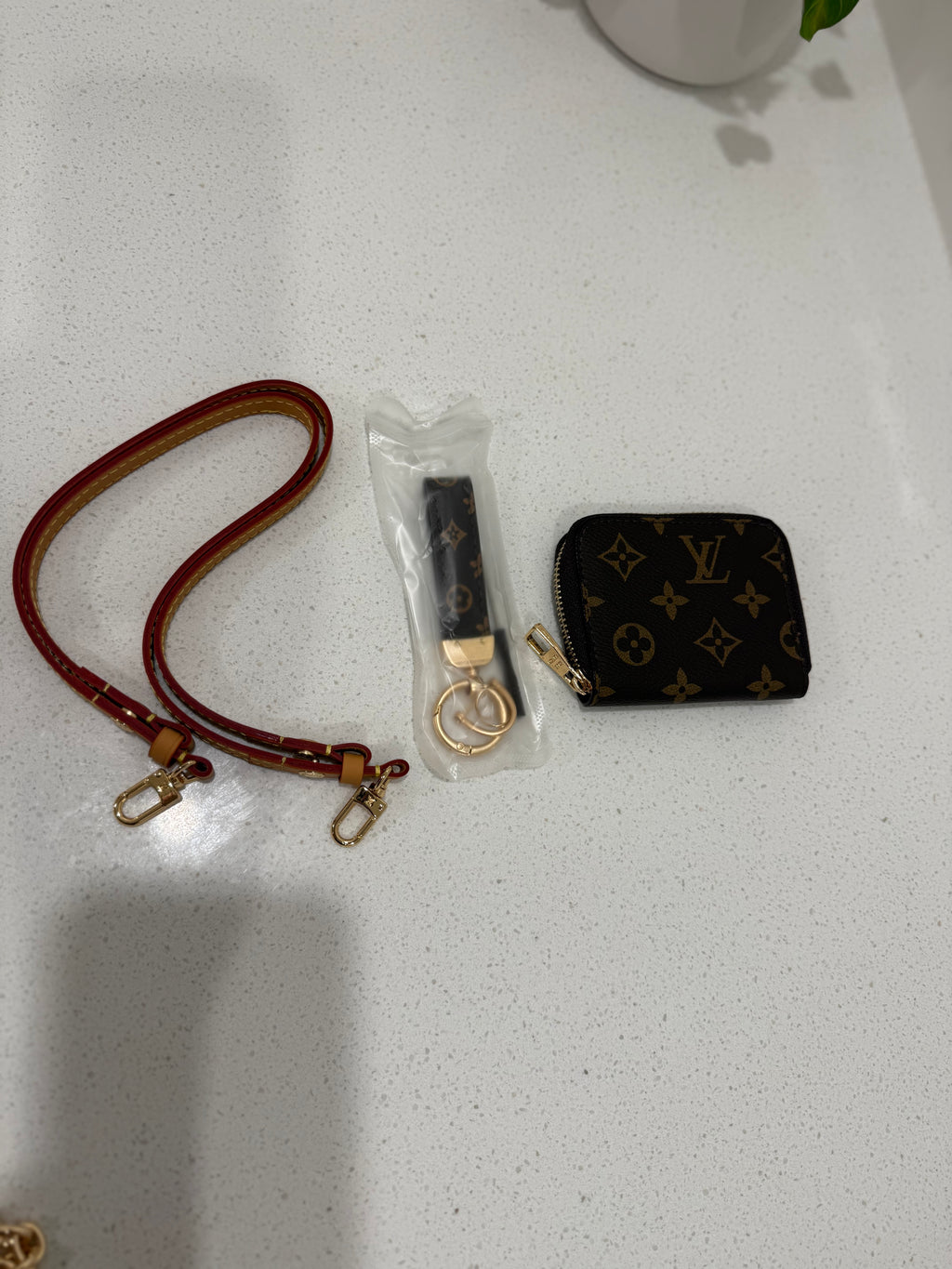 3 piece lv set (shoulder bag,wallet & keychain)