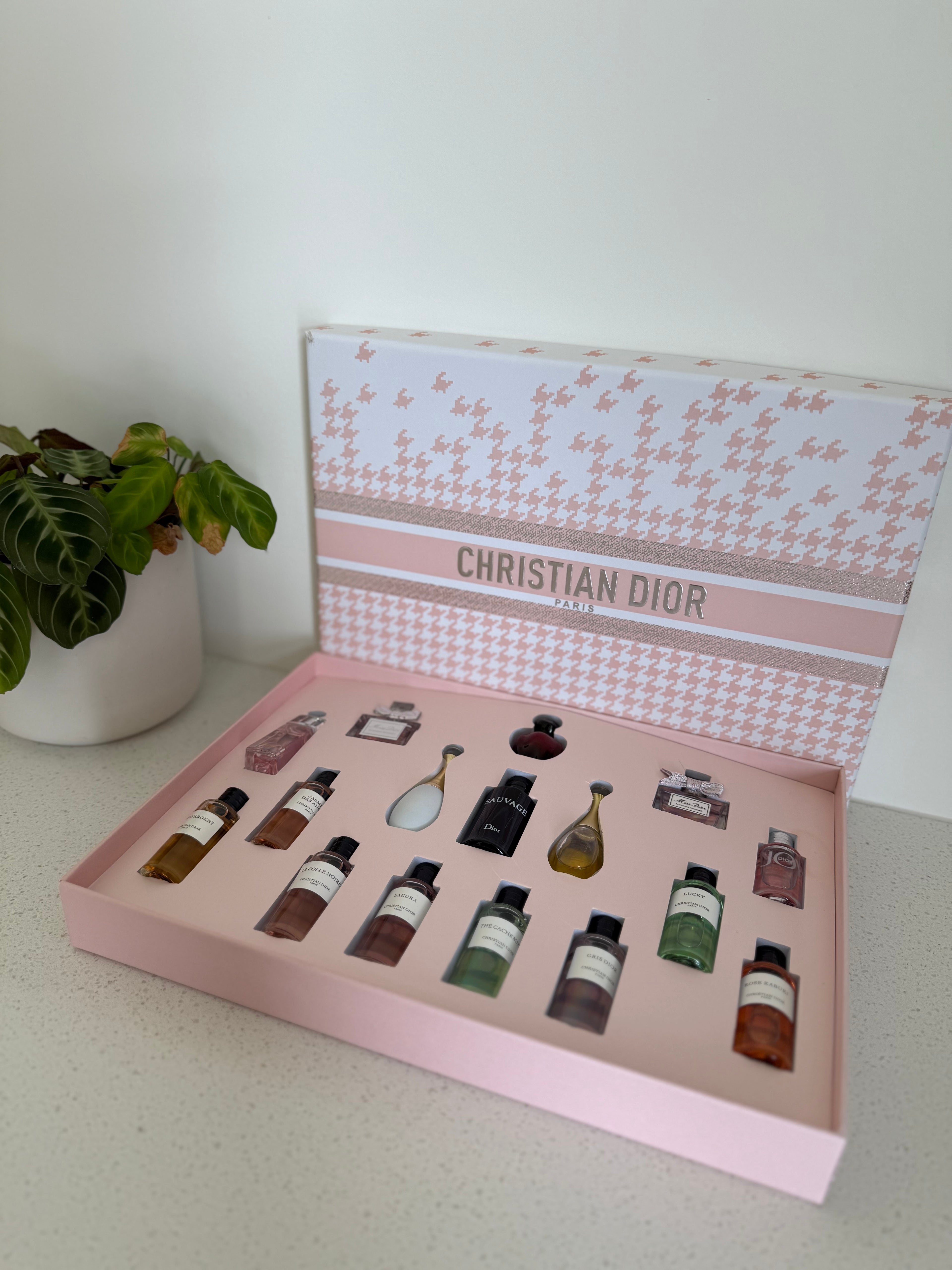 Women’s perfume set