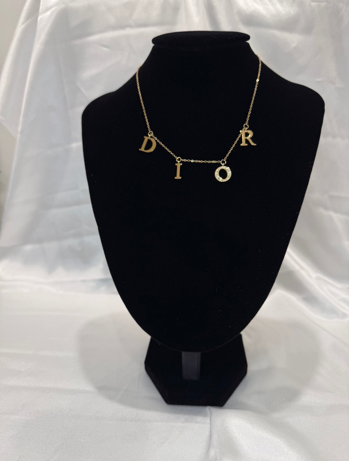 Di0r Necklace