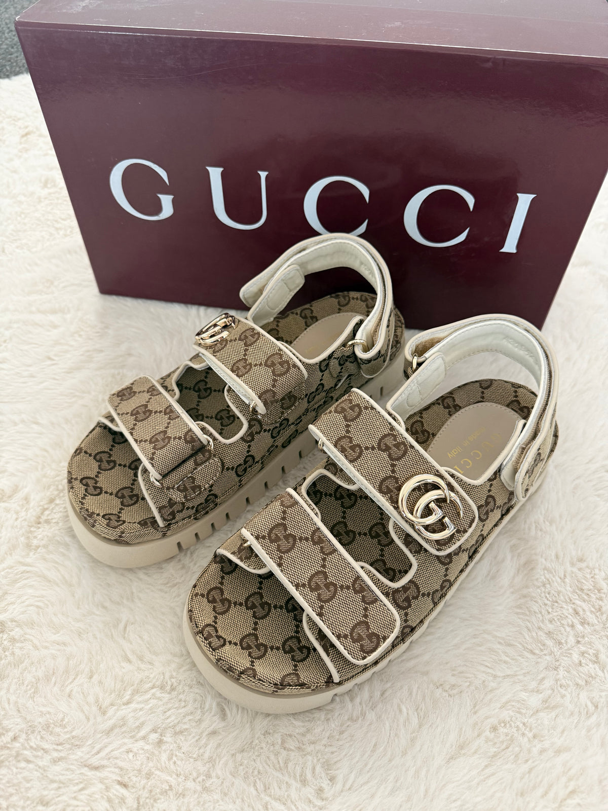 GG sandals